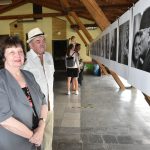 Vernisáž v Křenovicích se vydařila. Výstava fotografií Jaroslava Joe Hübla pokračuje i v pondělí