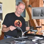 Vernisáž v Křenovicích se vydařila. Výstava fotografií Jaroslava Joe Hübla pokračuje i v pondělí