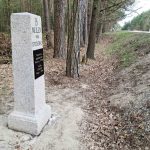 Dvoumetrový milník u Tuště ukrýval historické svědectví. Legenda se potvrdila