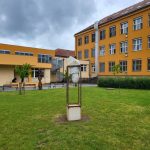 Socha, ve které část veřejnosti spatřuje penis, bude v Plané nad Lužnicí přemístěna