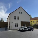 Historická Čáhovina v Trhových Svinech se proměnila v moderní zázemí pro děti