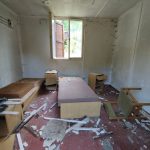 Bývalý Camp hotel Hruštice: Místo dětí řádí v bývalém pionýrském táboře bezdomovci a vandalové
