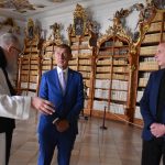 VIDEO: Premiér Babiš po roce znovu ve Vyšebrodském klášteře. Chce pomoci se záchranou národní kulturní památky