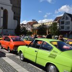 Škodovky 110R Coupé se sjely na soběslavské náměstí. Příznivce mají po celém světě
