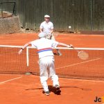 Retro tenisový turnaj v Milevsku opět oživil vzpomínky na dřevěné rakety. Radost udělaly bílé míčky