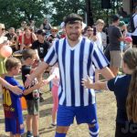 Koller, Řepka nebo Hašek v Kostelci. Den fotbalu přilákal hvězdný Sigi Team, domácí statečně vzdorovali