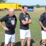 Koller, Řepka nebo Hašek v Kostelci. Den fotbalu přilákal hvězdný Sigi Team, domácí statečně vzdorovali