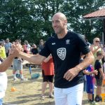 Koller, Řepka nebo Hašek v Kostelci. Den fotbalu přilákal hvězdný Sigi Team, domácí statečně vzdorovali