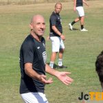 Koller, Řepka nebo Hašek v Kostelci. Den fotbalu přilákal hvězdný Sigi Team, domácí statečně vzdorovali