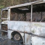 AKTUALIZOVÁNO: Tragická nehoda autobusu si vyžádala život motorkáře