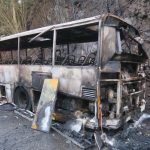 AKTUALIZOVÁNO: Tragická nehoda autobusu si vyžádala život motorkáře