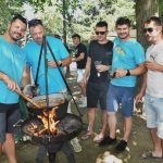 VIDEO: Ve Veselíčku letos vyhrálo vepřové, ale v hrnci bublala i chobotnice. Nejlepší guláš uvařila domácí Gulášová pěchota