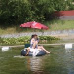 Neckyádu ve Zvíkovském Podhradí doplnily disciplíny na lávce a na laně