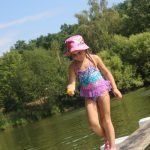 Neckyádu ve Zvíkovském Podhradí doplnily disciplíny na lávce a na laně