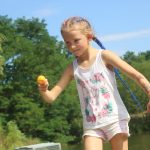 Neckyádu ve Zvíkovském Podhradí doplnily disciplíny na lávce a na laně