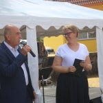 Rekordní návštěvnost na přehlídce dechovek v Bernarticích. Na Český rozhlas jsou lidé naštvaní. Objevují Rádio Dechovka