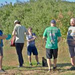 Místo holí létající disky. Prachatický turnaj ukázal rostoucí oblibu discgolfu