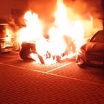 Nový elektromobil hořel v areálu autosalonu v Litvínovicích