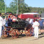 Staré hasičské stříkačky ovládly fotbalové hřiště ve Slabčicích