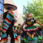 V písecké knihovně vystoupil mexický a slovenský folklórní soubor