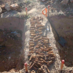 Archeologové s pyrotechniky se u Budějovic zapotili. Našli tisíce kusů munice