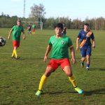V 8. lize je po smírném šlágru těsno, o patro níž převzali vedení fotbalisté Radenína
