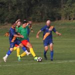 V 8. lize je po smírném šlágru těsno, o patro níž převzali vedení fotbalisté Radenína