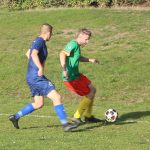 V 8. lize je po smírném šlágru těsno, o patro níž převzali vedení fotbalisté Radenína