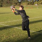 V 8. lize je po smírném šlágru těsno, o patro níž převzali vedení fotbalisté Radenína