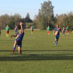 V 8. lize je po smírném šlágru těsno, o patro níž převzali vedení fotbalisté Radenína
