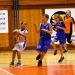 Nejmladší strakonické basketbalistky zahájily sezonu výhrou a porážkou