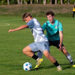 Fotbal: Malonty potvrdily roli favorita. Ve Velešíně vyhrály 3:0. Kanonýr Olah ale vyšel naprázdno