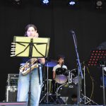 Dožínky v Petrovicích slavili i soutěžemi v hodu balíkem slámy a o nejkrásnější dožínkový věnec