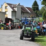 Na traktoriádě v Přehořově napočítali 47 strojů. Nechyběl průjezd ani jízda terénem