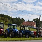 Na traktoriádě v Přehořově napočítali 47 strojů. Nechyběl průjezd ani jízda terénem