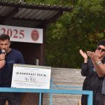 VIDEO: Dražický Běho-chod si připsal druhý ročník. Zájem byl ještě větší než loni. Nadační fond P3tule převzal šek na 74 100 korun
