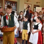 VIDEO: Hotel Zvíkov hostil setkání dětských folklorních souborů z jižních Čech