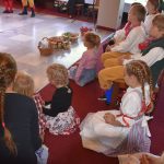 VIDEO: Hotel Zvíkov hostil setkání dětských folklorních souborů z jižních Čech