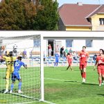 VIDEO: Rezerva Táborska poprvé v sezoně pocítila pachuť porážky. V souboji nepokořených dostala od Hluboké tři góly už do poločasu