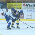 VIDEO: Nevydařená premiéra skončila v derby málem desítkou. Extraligoví dorostenci Tábora na Motor neměli