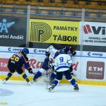 VIDEO: Nevydařená premiéra skončila v derby málem desítkou. Extraligoví dorostenci Tábora na Motor neměli