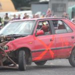 Burácení motorů i pomoc Sebastianovi. Destrukční derby ve Strakonicích ovládli Sova a Dusík