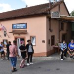 V Květuši slavili opravenou kapličku i kulturní dům. Obě stavby spojují lidi, zaznělo při slavnosti