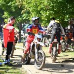 VIDEO: Roman Körber je posedmé králem Strmého vrchu! Jezdec Motosportu Chýnov porazil těsně Marka Wünsche