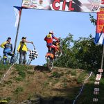 VIDEO: Roman Körber je posedmé králem Strmého vrchu! Jezdec Motosportu Chýnov porazil těsně Marka Wünsche