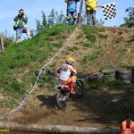 VIDEO: Roman Körber je posedmé králem Strmého vrchu! Jezdec Motosportu Chýnov porazil těsně Marka Wünsche