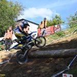 VIDEO: Roman Körber je posedmé králem Strmého vrchu! Jezdec Motosportu Chýnov porazil těsně Marka Wünsche