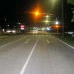 Cizinec za volantem BMW driftoval v Týně. Na přechodu srazil chodce