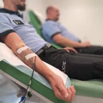 Jedenáct policistů darovalo ve Strakonicích krev, téměř polovina poprvé