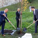 V Jelení zahradě v Krumlově roste lípa slovinsko-českého přátelství